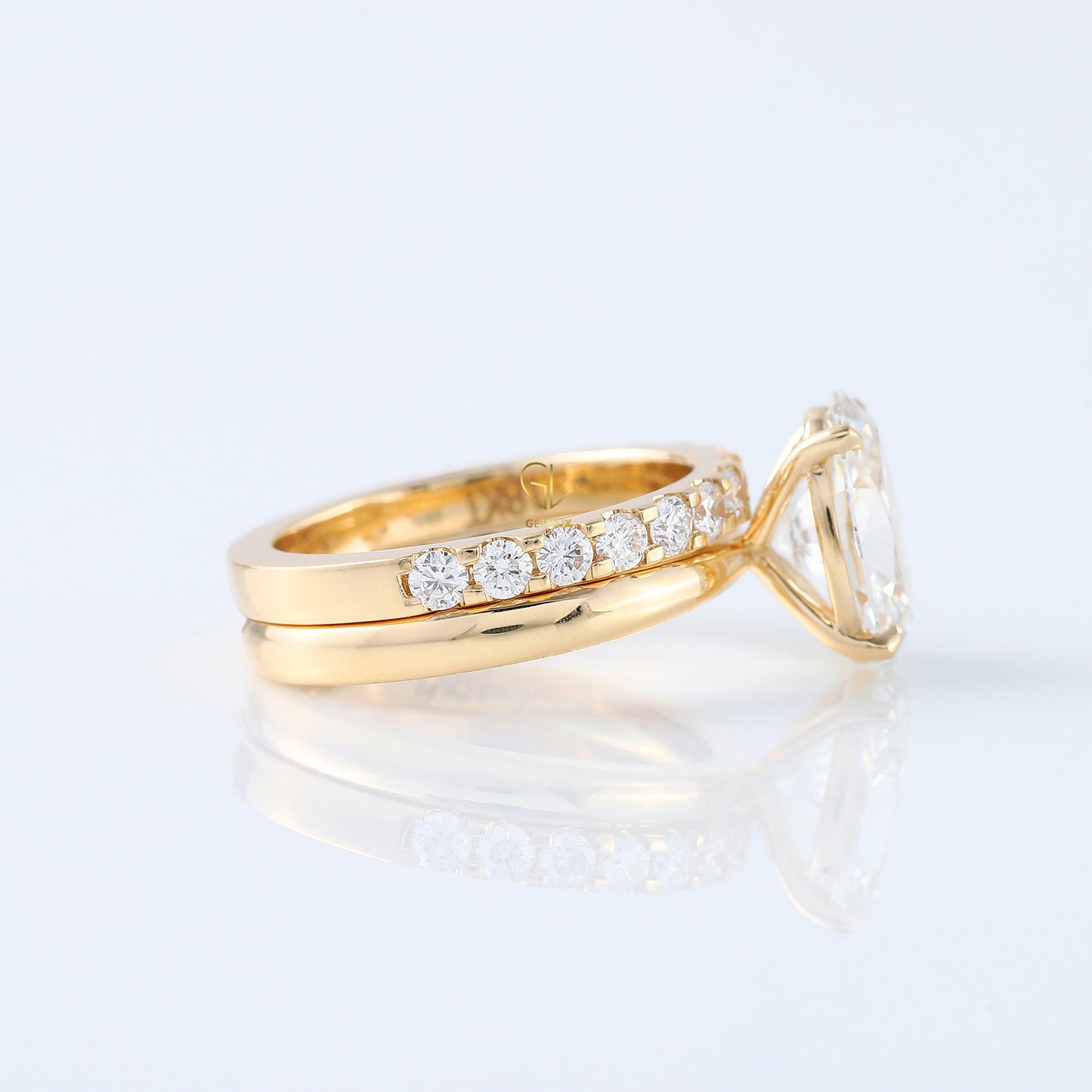 Oval Cut Moissanite Solitaire Ring With Matching Eternity Ring Set