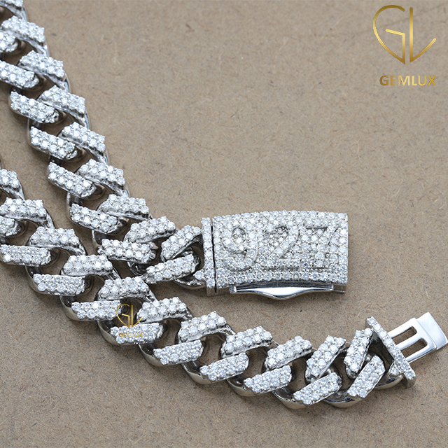 Iced Out Customized Number Lock Moissanite Cuabn Chain