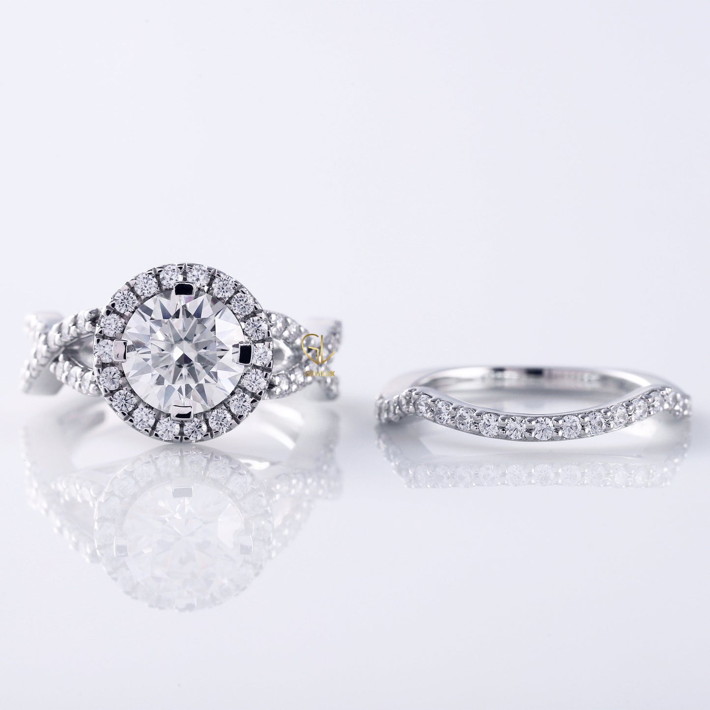 Round Cut Moissanite Twisted Ring With Curved Matching Bridal Ring Set