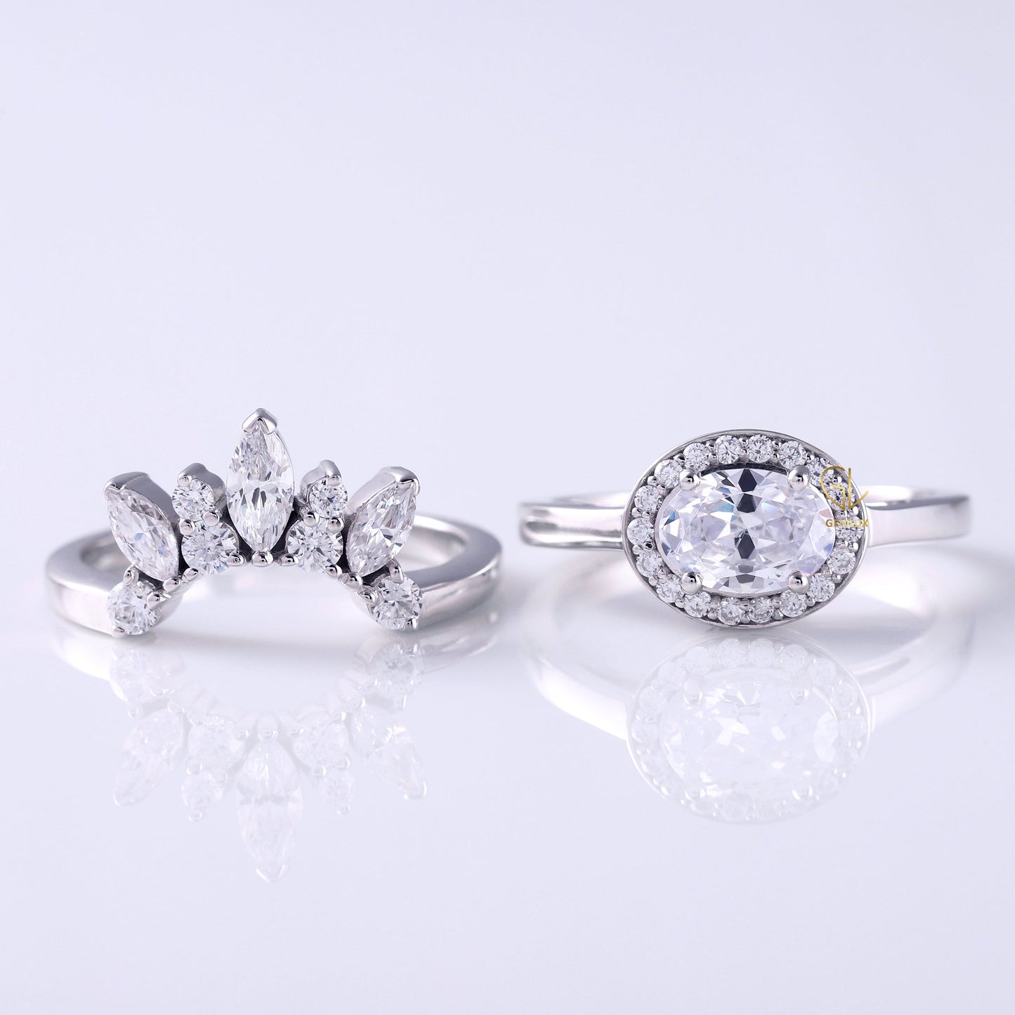 East To West Oval Moissanite Ring With Curved Matching Bridal Ring Set