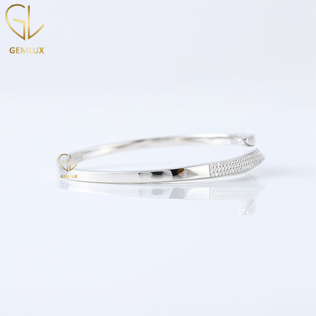 Round Cut Lab Grown Diamond Bypass Bangle Bracelet For Women