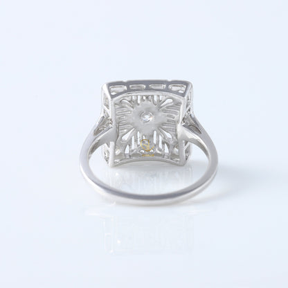 Vintage Art Deco Round Cut Moissanite Engagement Ring