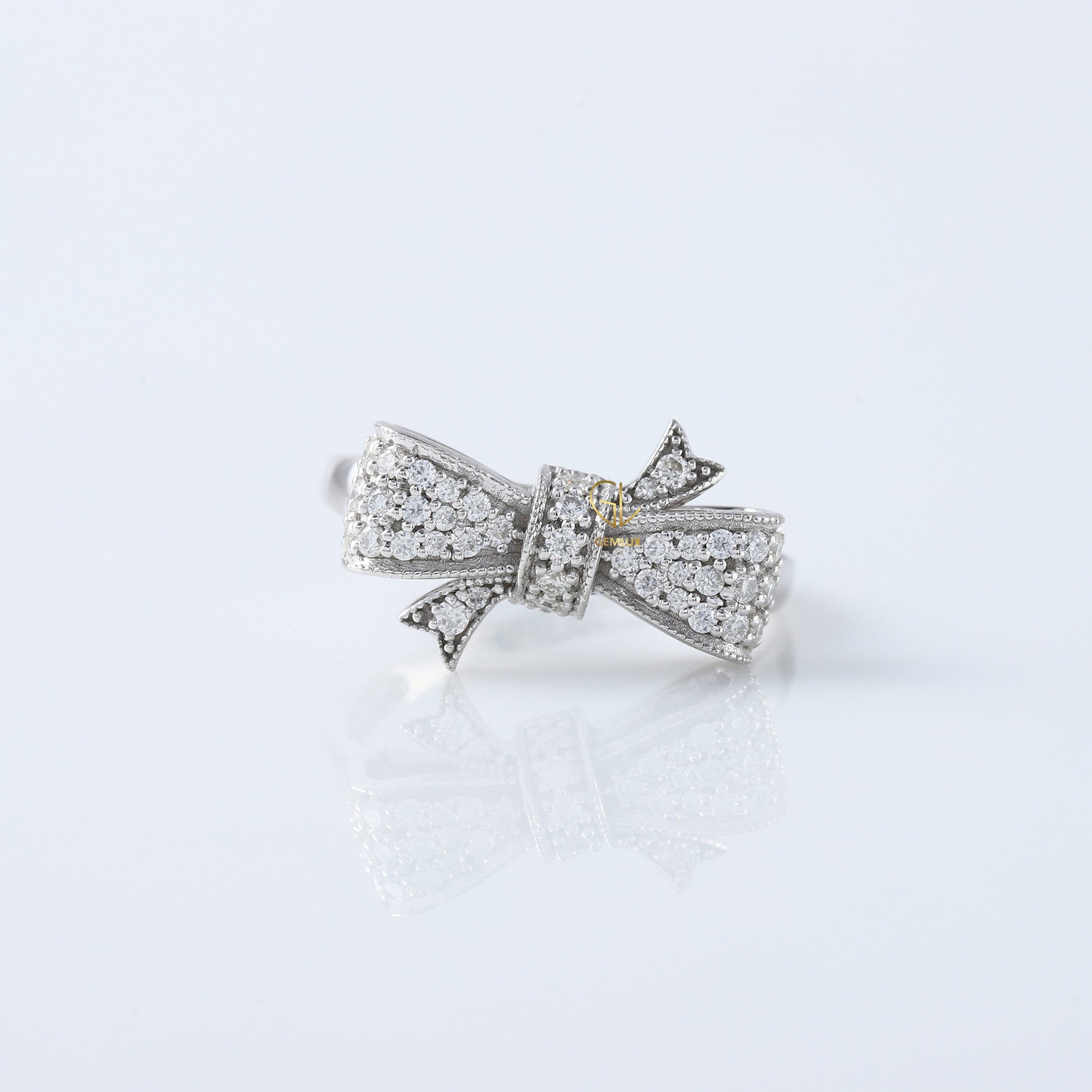 Vintage Bow Tie Moissanite Diamond Engagement Ring