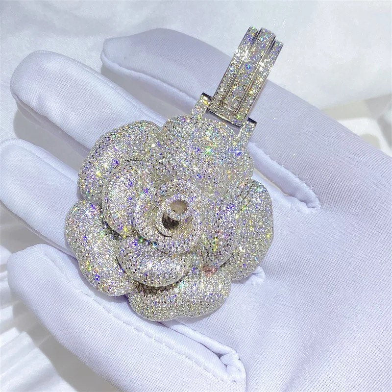 Bling Bling Iced Out Moissanite Diamond Flower Pendant 